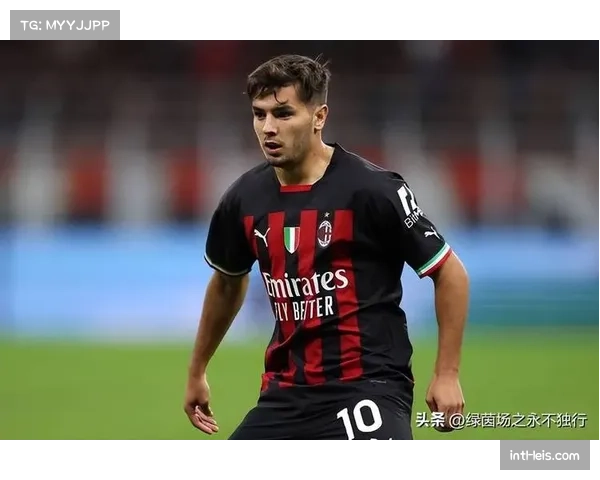 阿森纳有意米兰边锋莱奥，红黑军团要价8000万欧元